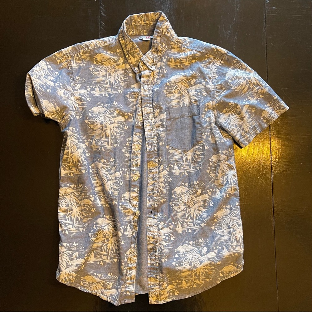 Small Tropical Gray and Blue Button Down Shirt Palm Trees Boats